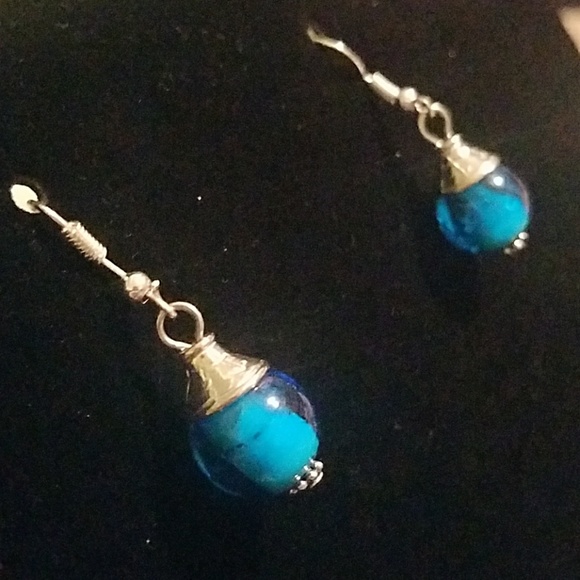 Retro 40s Pair Blue Blown Glass Earrings - Picture 2 of 4